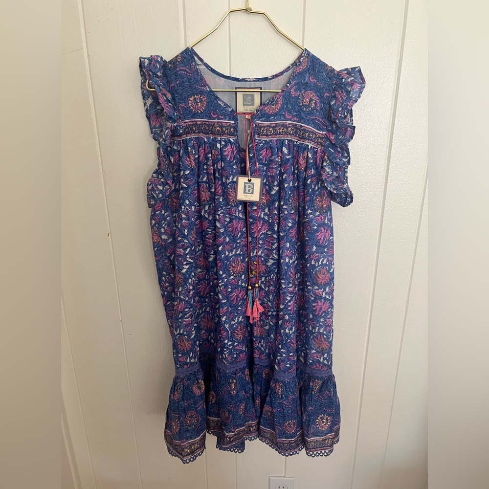 Alicia Bell. Bell dress NWT mini Amanda dress. Lightweight.